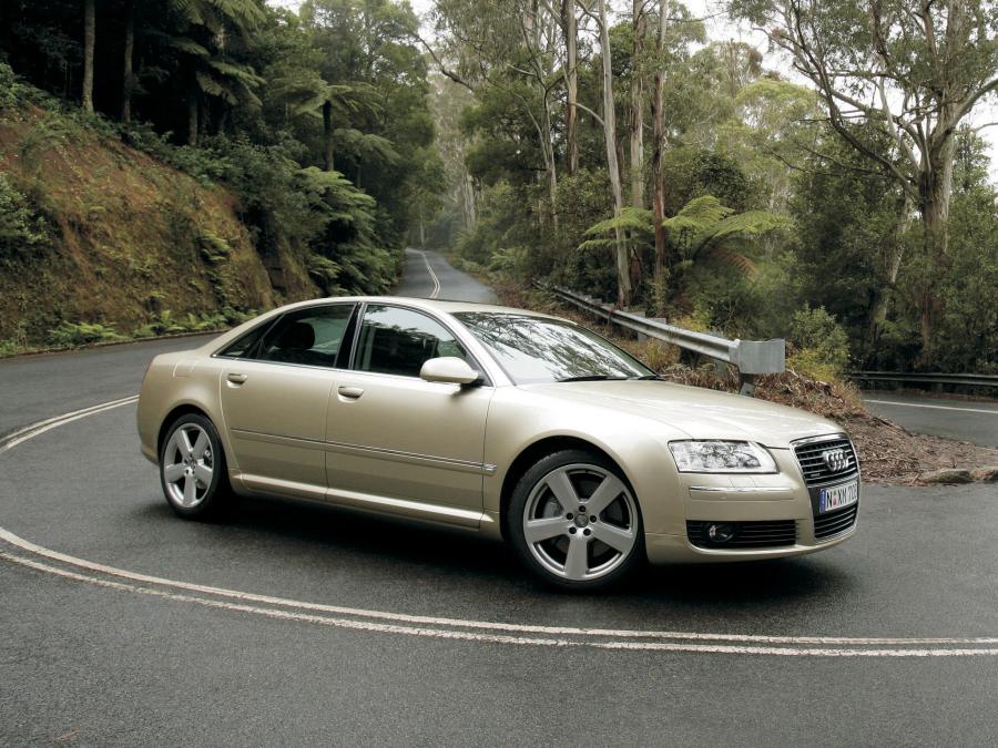  Audi A8 4.2 TDI Quattro (D3) 2006 года  (AU) (фото 13 из 16)